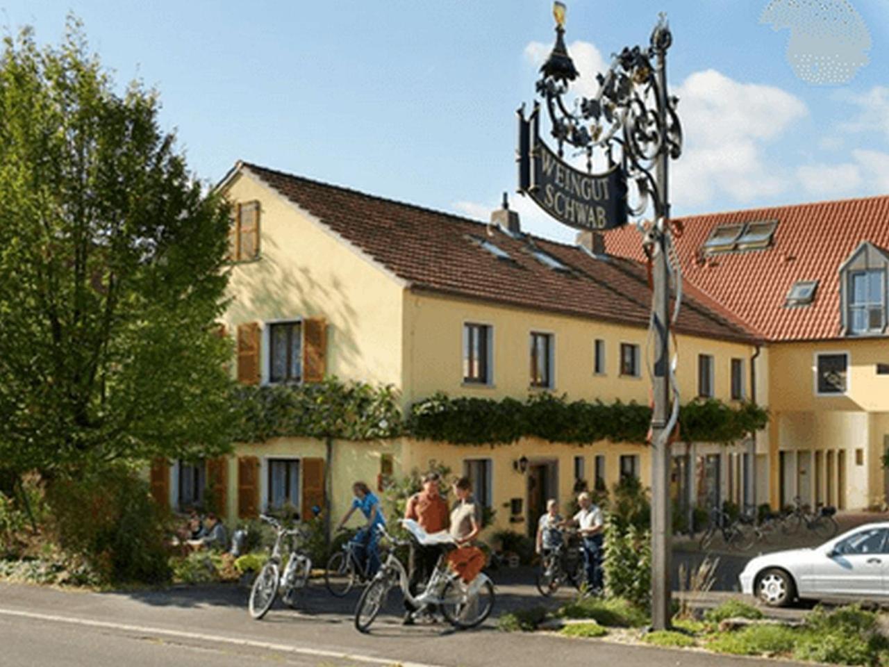 Pension Weingut Schwab Thüngersheim Buitenkant foto