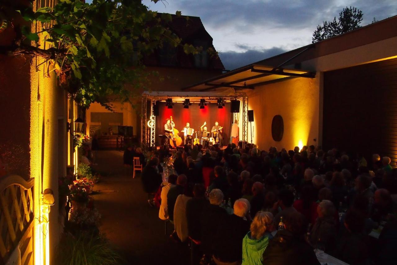 Pension Weingut Schwab Thüngersheim Buitenkant foto